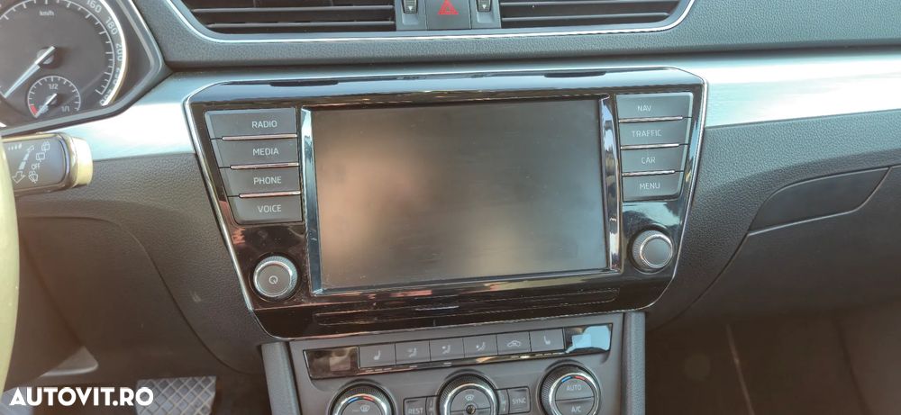 Skoda Superb 2.0 TDI DSG 4X4 Style - 15