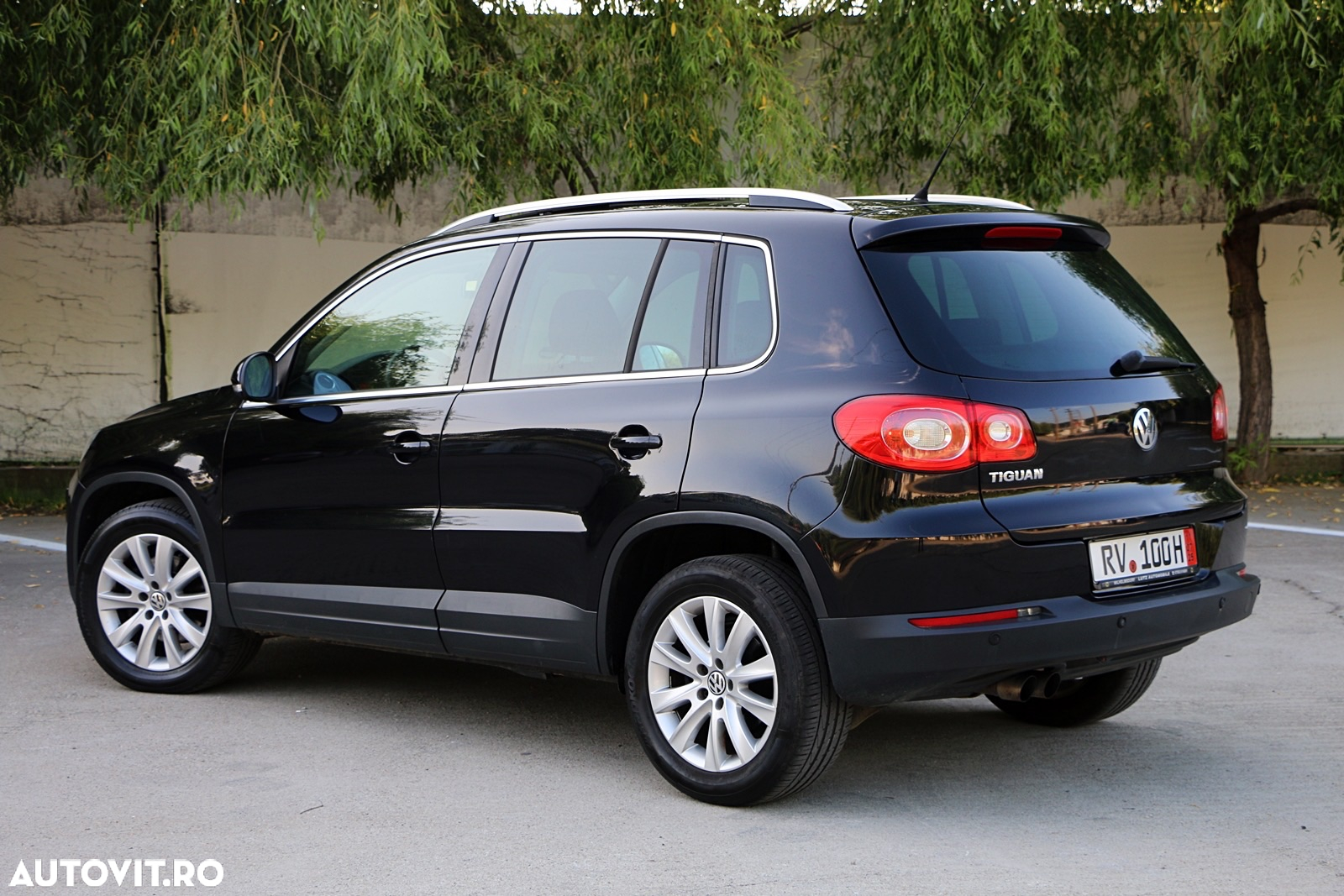 Volkswagen Tiguan 2.0 TDI 4Motion Track & Style - 11
