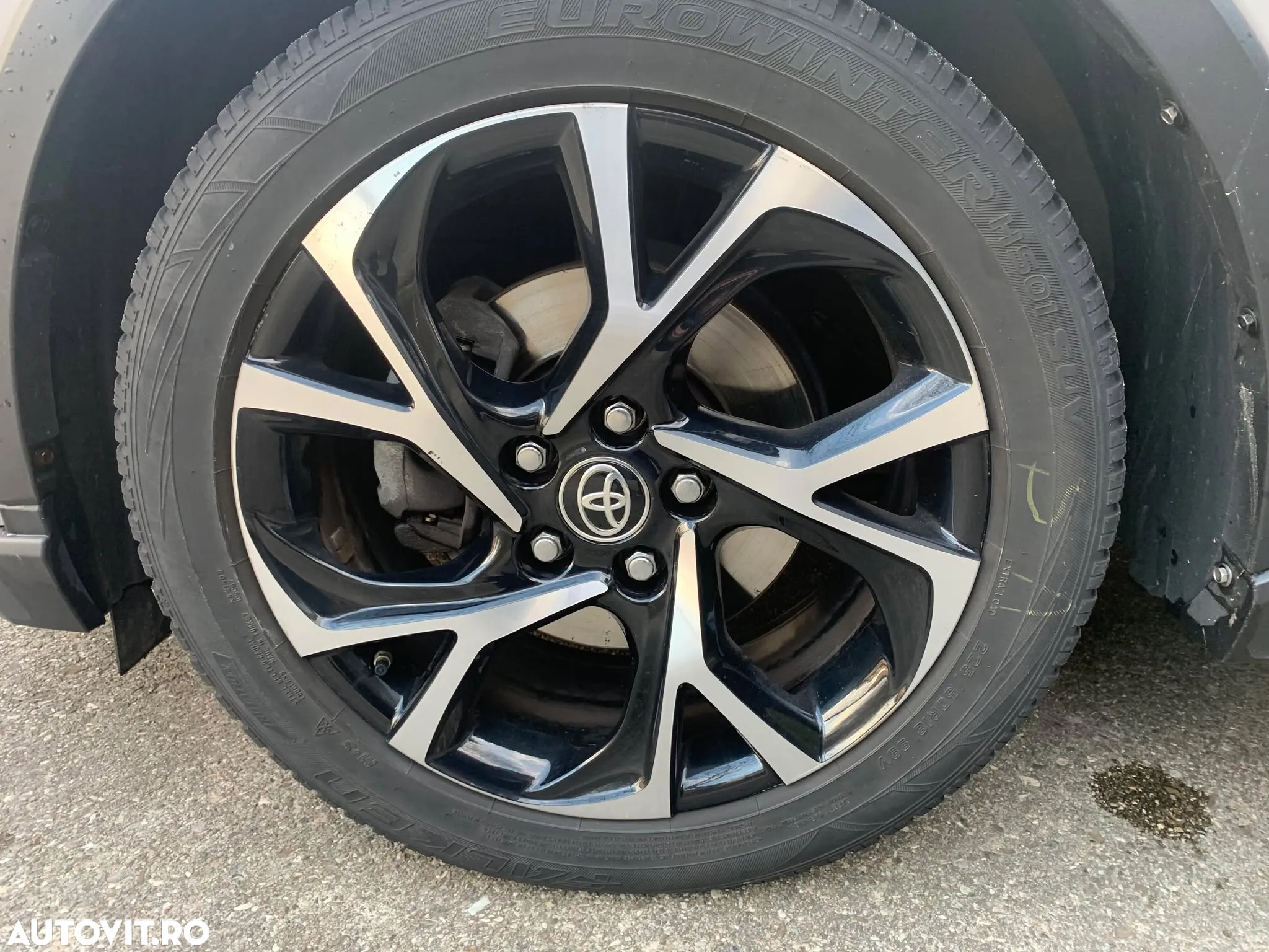 Toyota C-HR 1.8 Hybrid Team Deutschland - 9