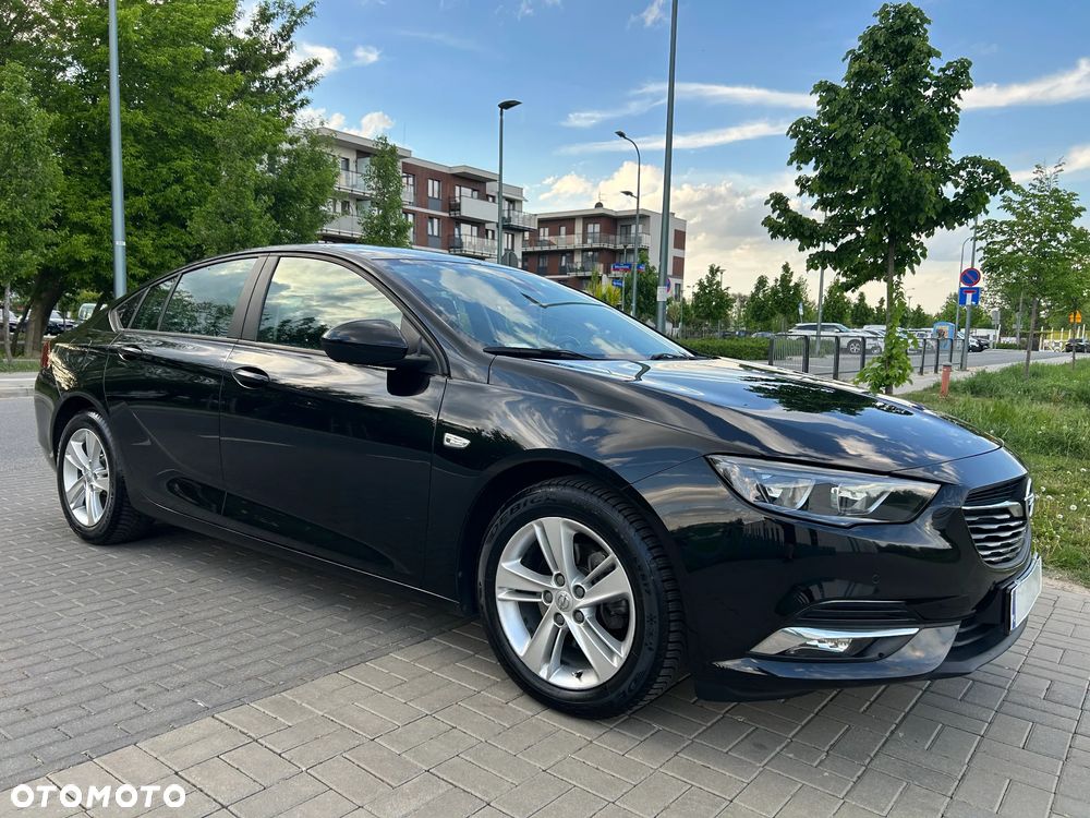 Opel Insignia 1.5 T Enjoy S&S - 28