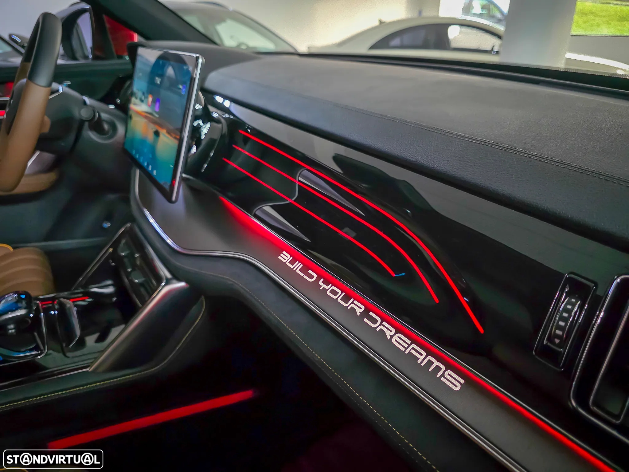 BYD Tang 86.4 kWh AWD Flagship - 22