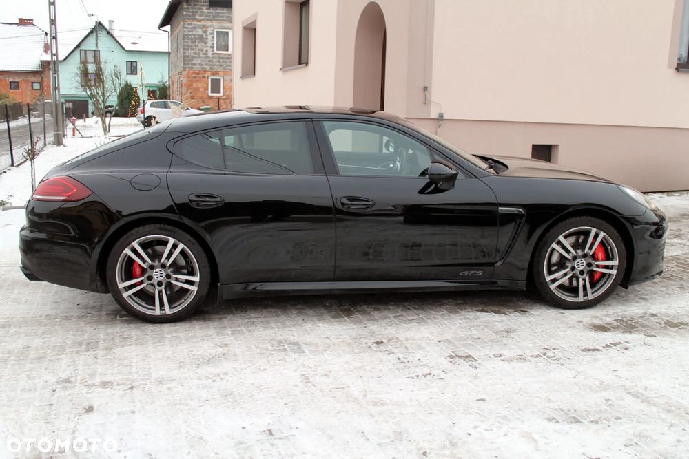 Porsche Panamera GTS - 7