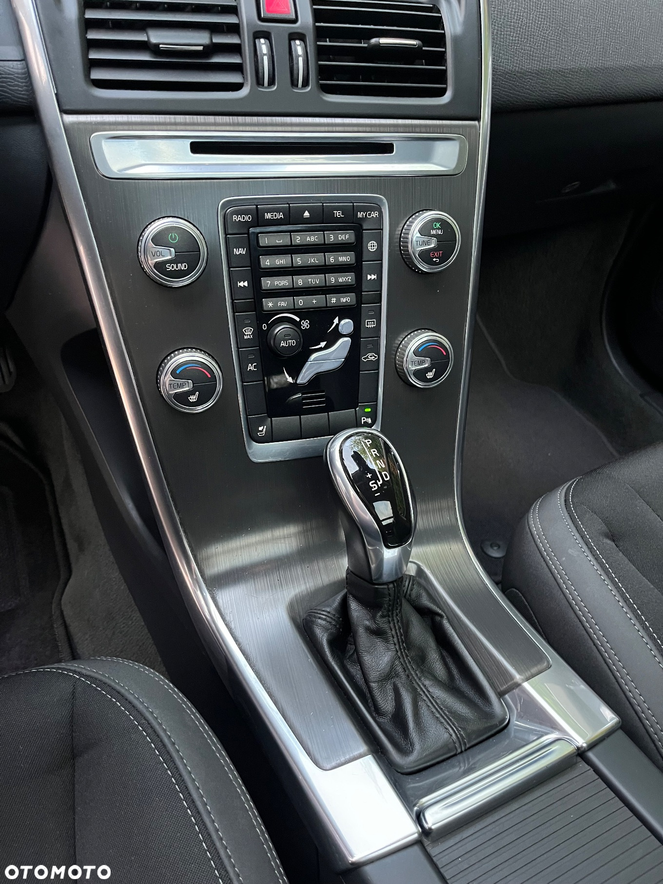 Volvo XC 60 D3 Summum - 32