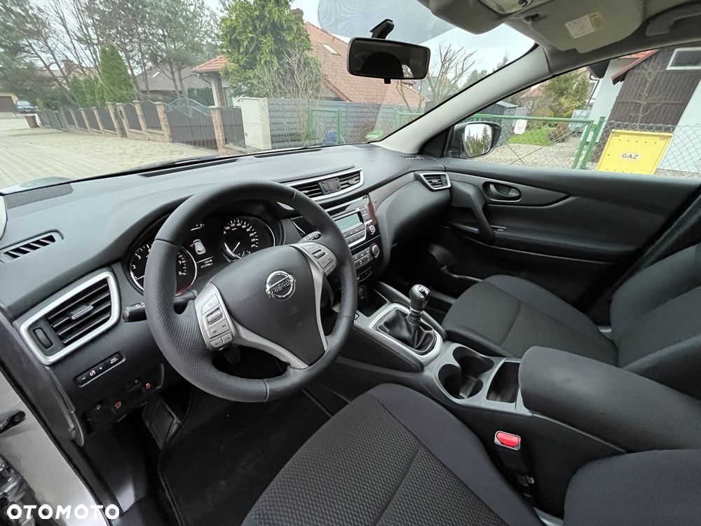 Nissan Qashqai 1.2 DIG-T Visia EU6 - 5
