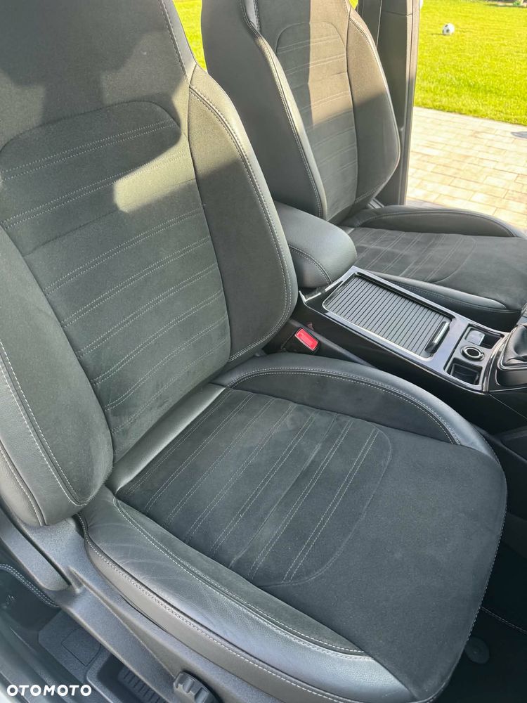 Ford Kuga 1.5 TDCi FWD ST-Line - 22