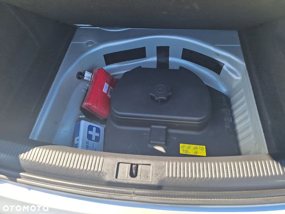 Audi A4 Limousine 2.0 TDI DPF Ambiente - 25