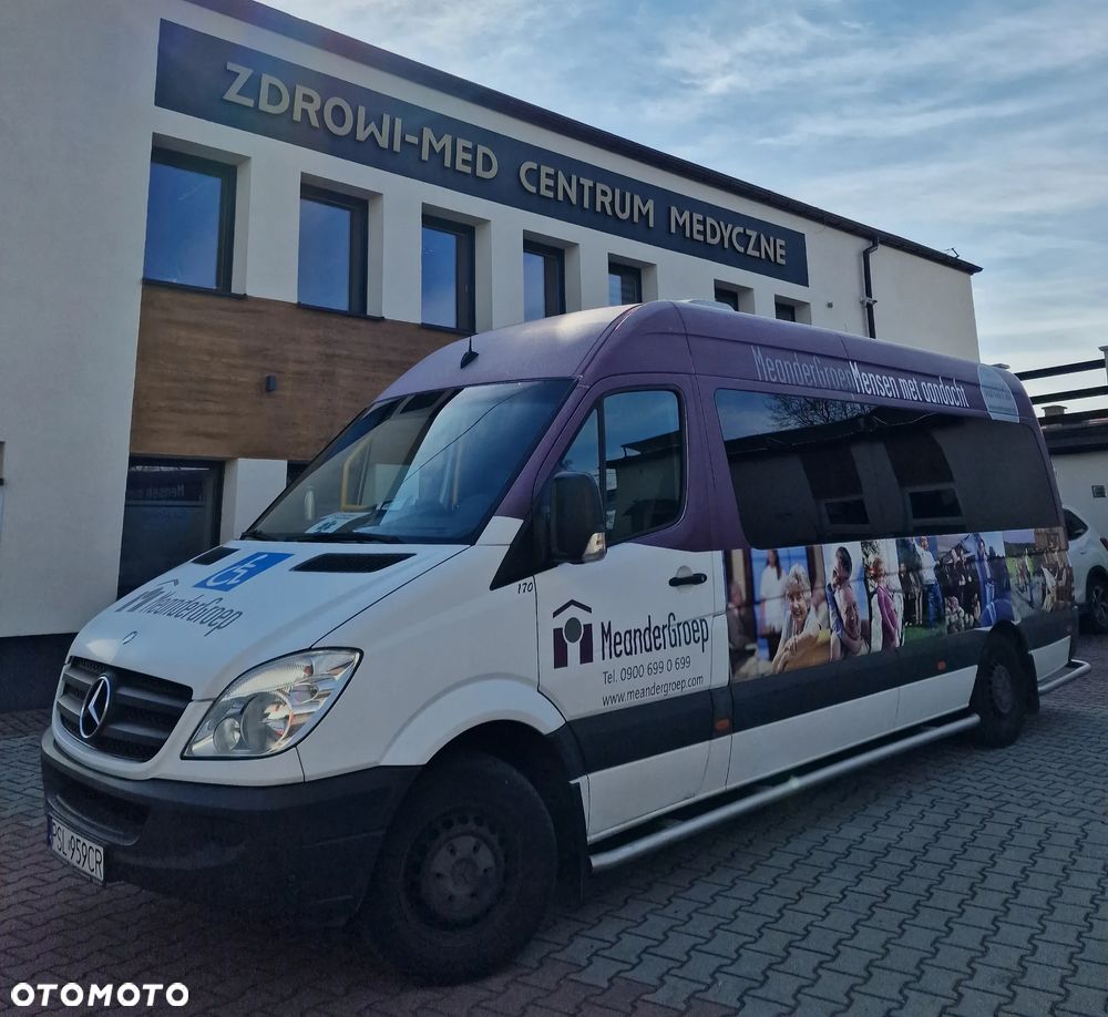 Mercedes-Benz Sprinter - 1