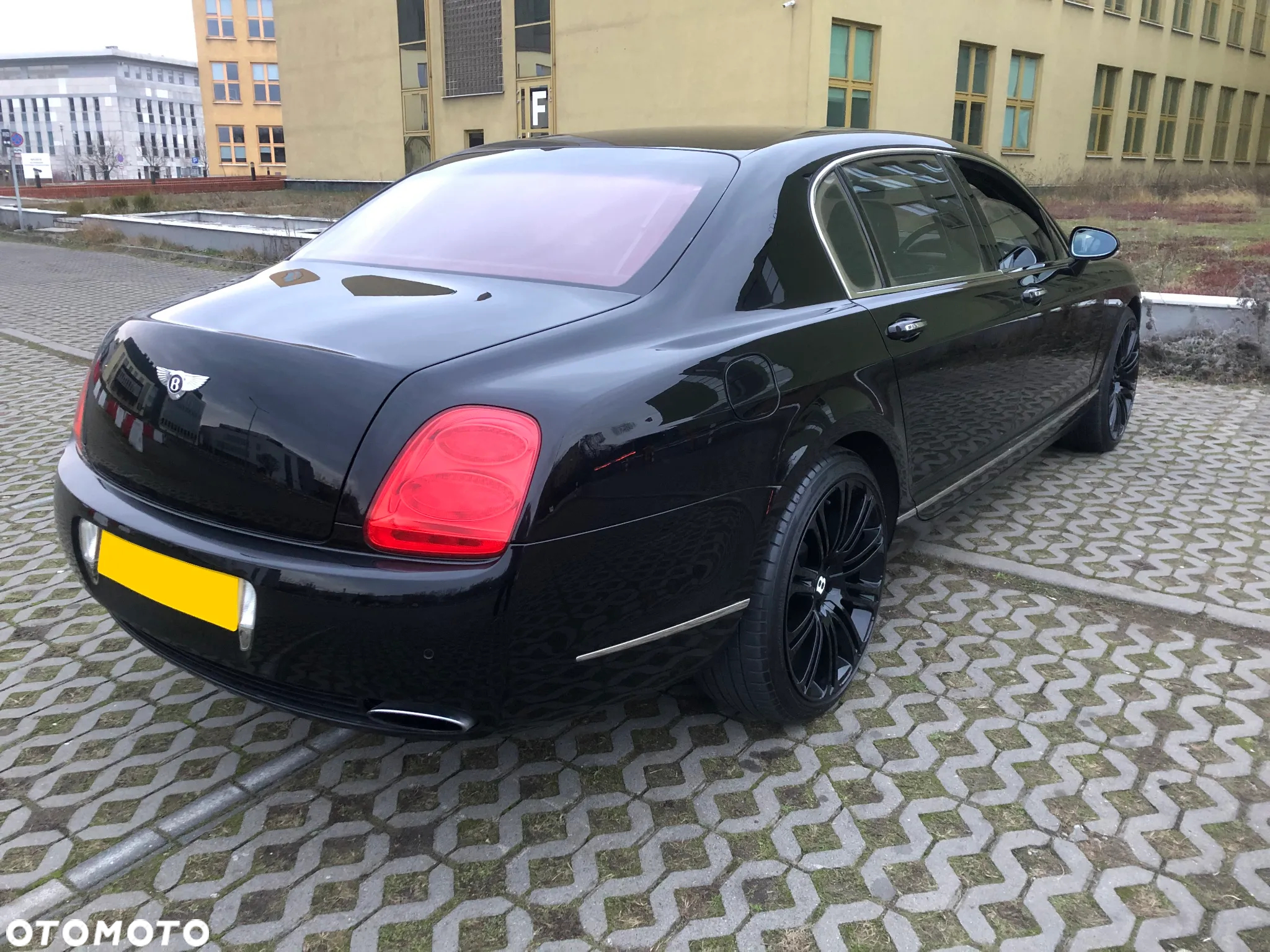 Bentley Flying Spur Continental - 7