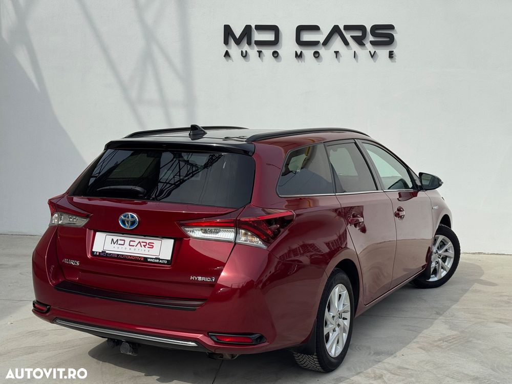 Toyota Auris 1.8 L VVT-i Sol+ - 3