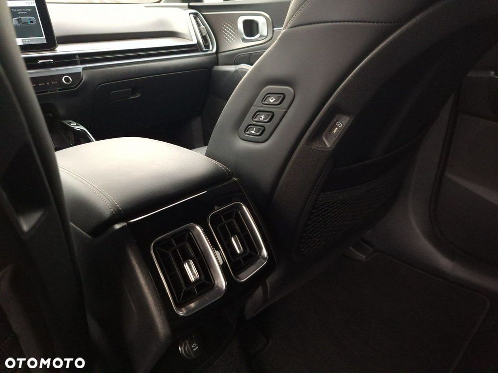 Kia Sorento 1.6 T-GDI HEV Prestige Line 7os - 26