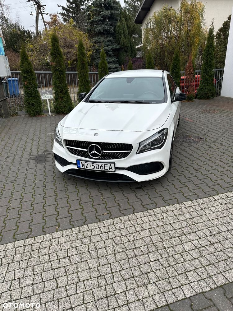 Mercedes-Benz CLA 200 7G-DCT - 1