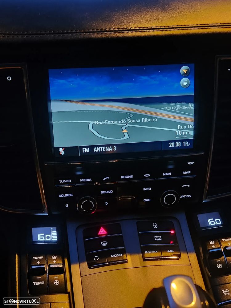 Porsche Panamera Platinum Edition - 18