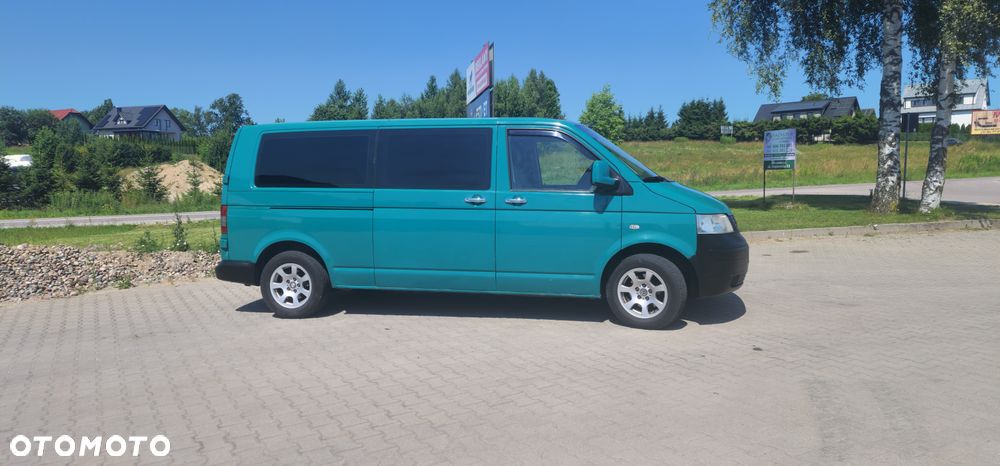 Volkswagen Caravelle - 2