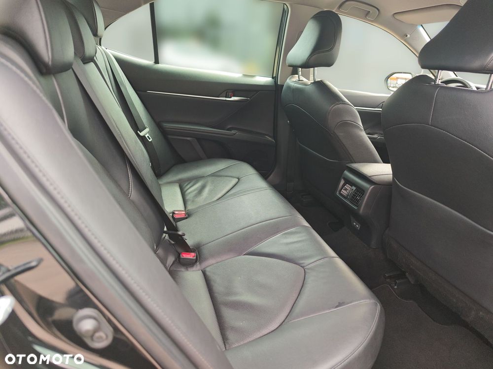 Toyota Camry 2.5 Hybrid Executive CVT - 12