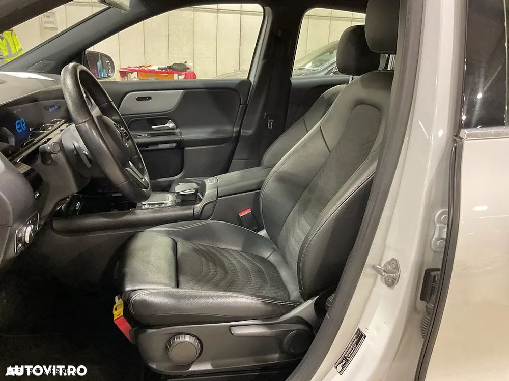 Mercedes-Benz GLA 250 e 8G-DCT Style - 6