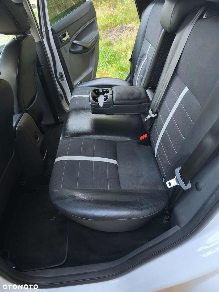 Ford Kuga 2.0 TDCi Titanium MPS6 - 5