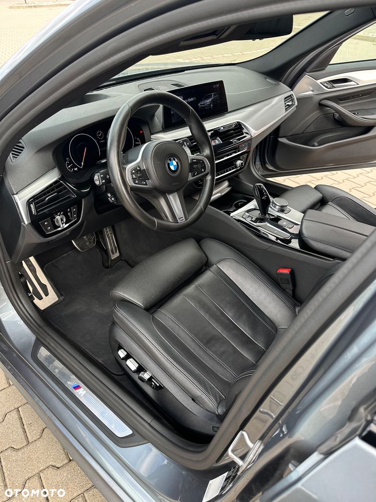 BMW Seria 5 520d M Sport Edition - 7