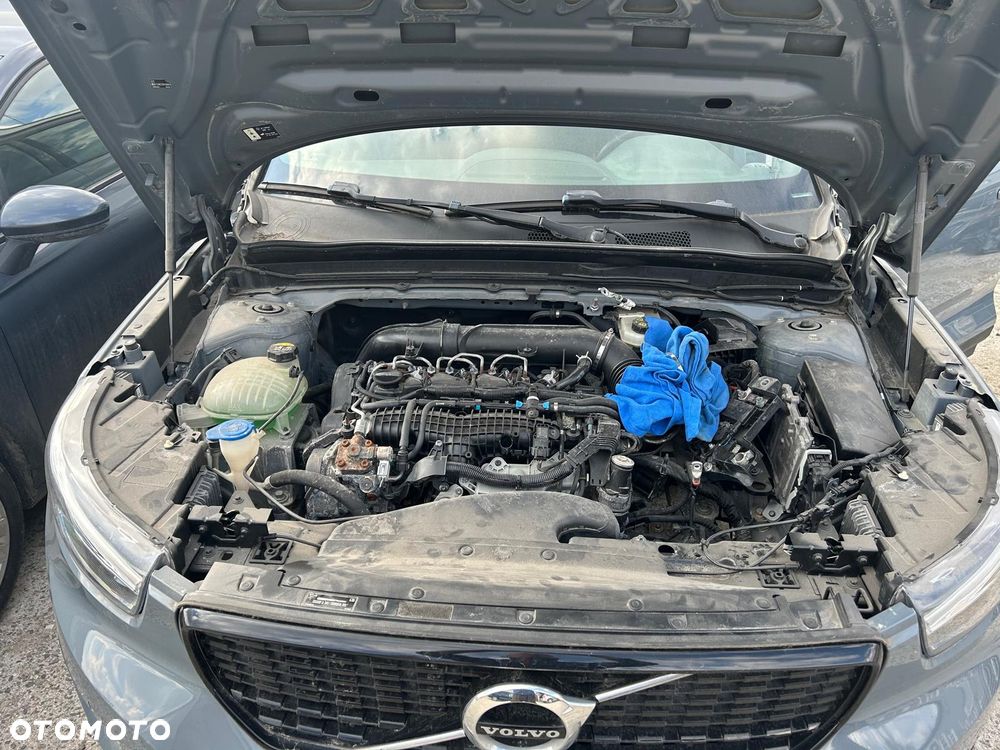 Volvo XC 40 - 8