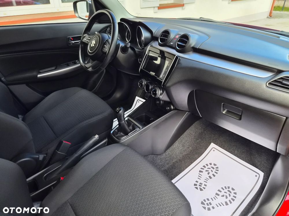 Suzuki Swift 1.2 Dualjet SHVS Premium Plus - 16