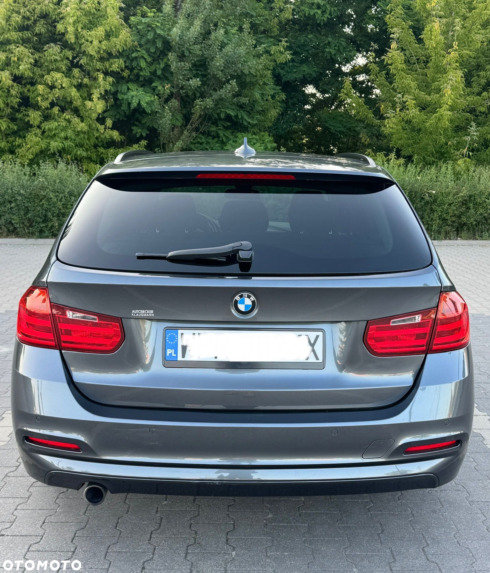 BMW Seria 3 320d - 11