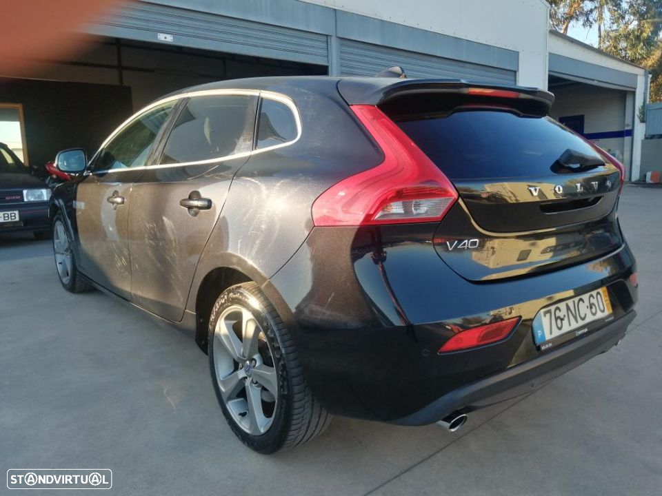 Volvo V40 2.0 D4 Summum - 7