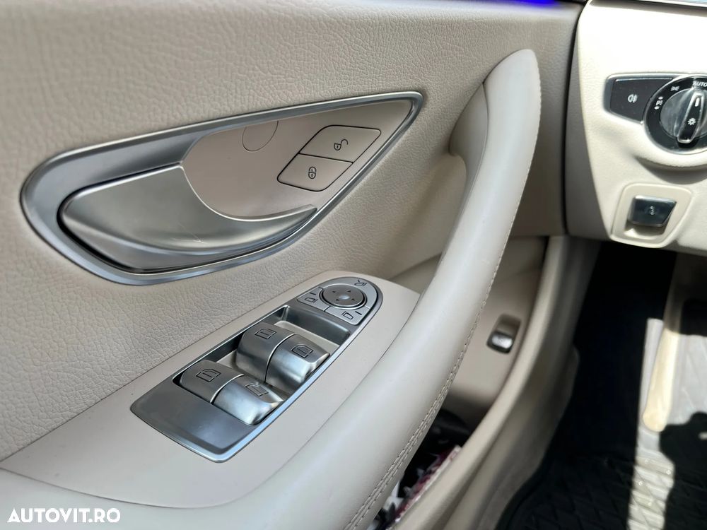 Mercedes-Benz E 220 d 4MATIC - 20