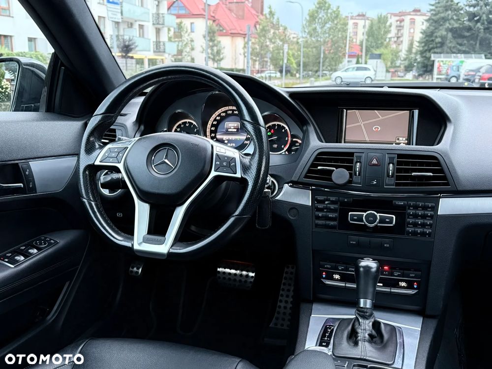 Mercedes-Benz Klasa E 350 CDI BlueEff - 22