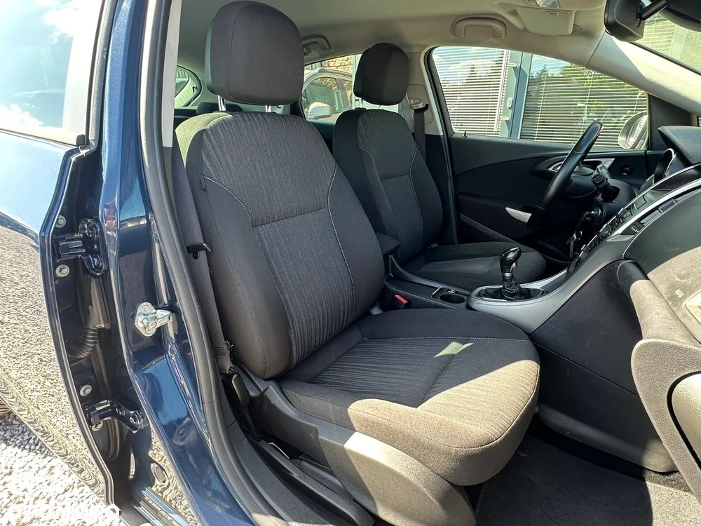 Opel Astra 1.7 CDTI DPF ecoFLEX TourerStart/Stop 150 Jahre - 34