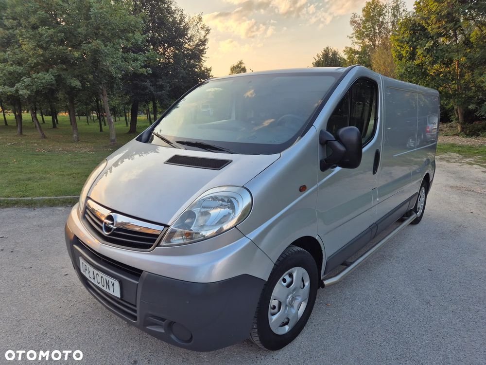 Opel Vivaro - 1