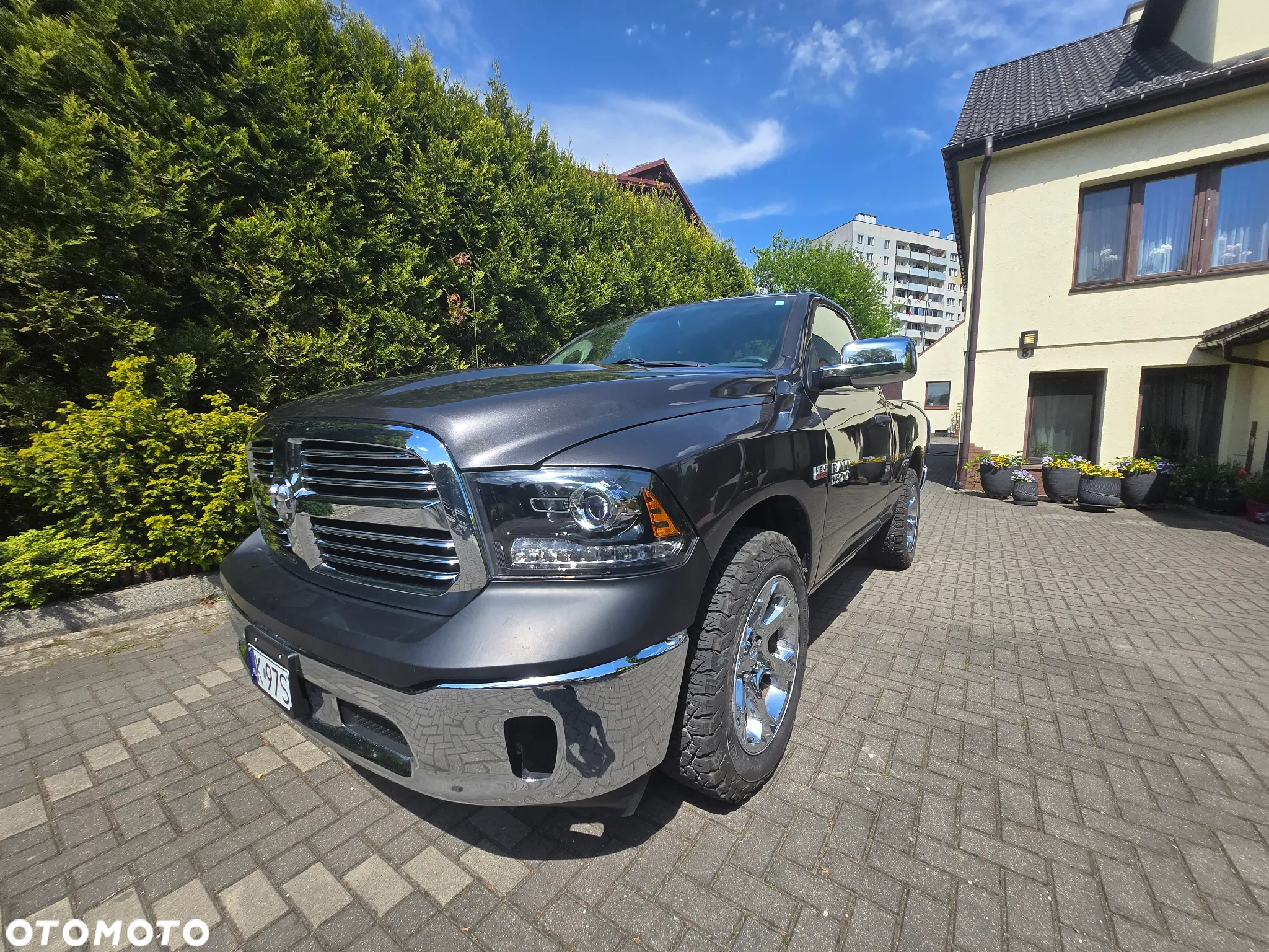 Dodge RAM 1500 5.7 4x4 - 3