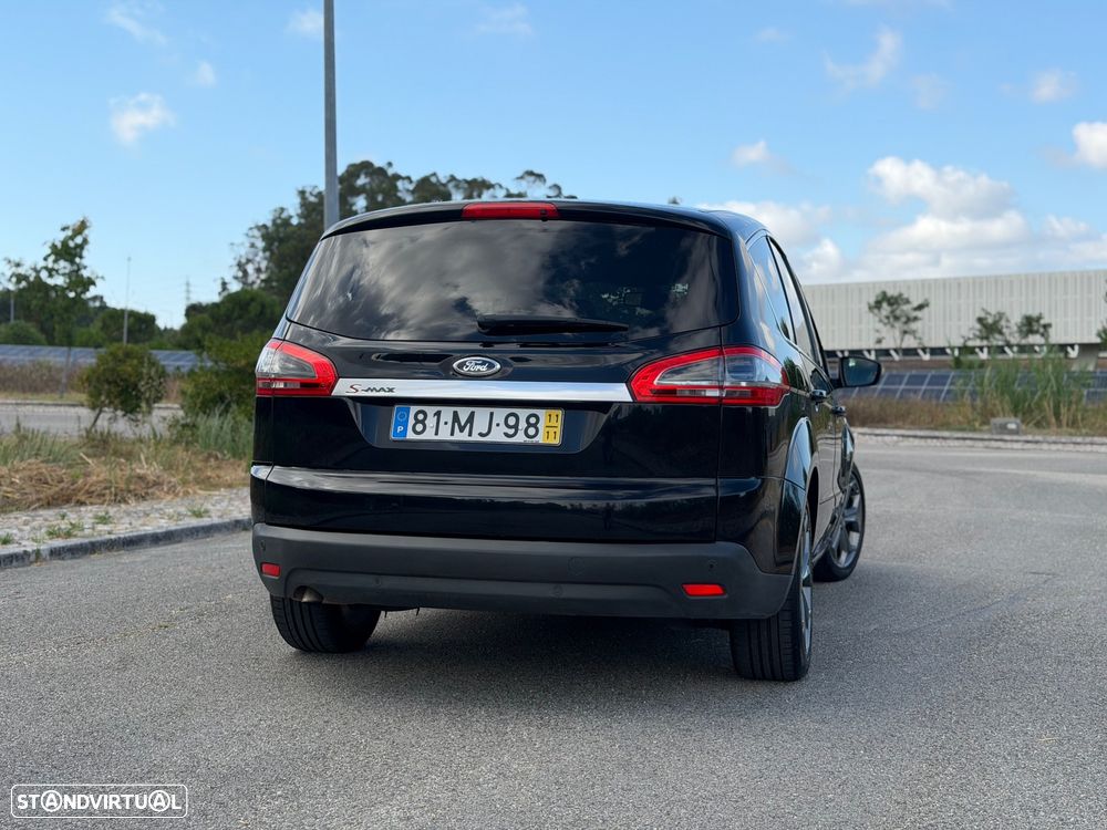Ford S-Max 2.0 TDCi Titanium 7L - 4
