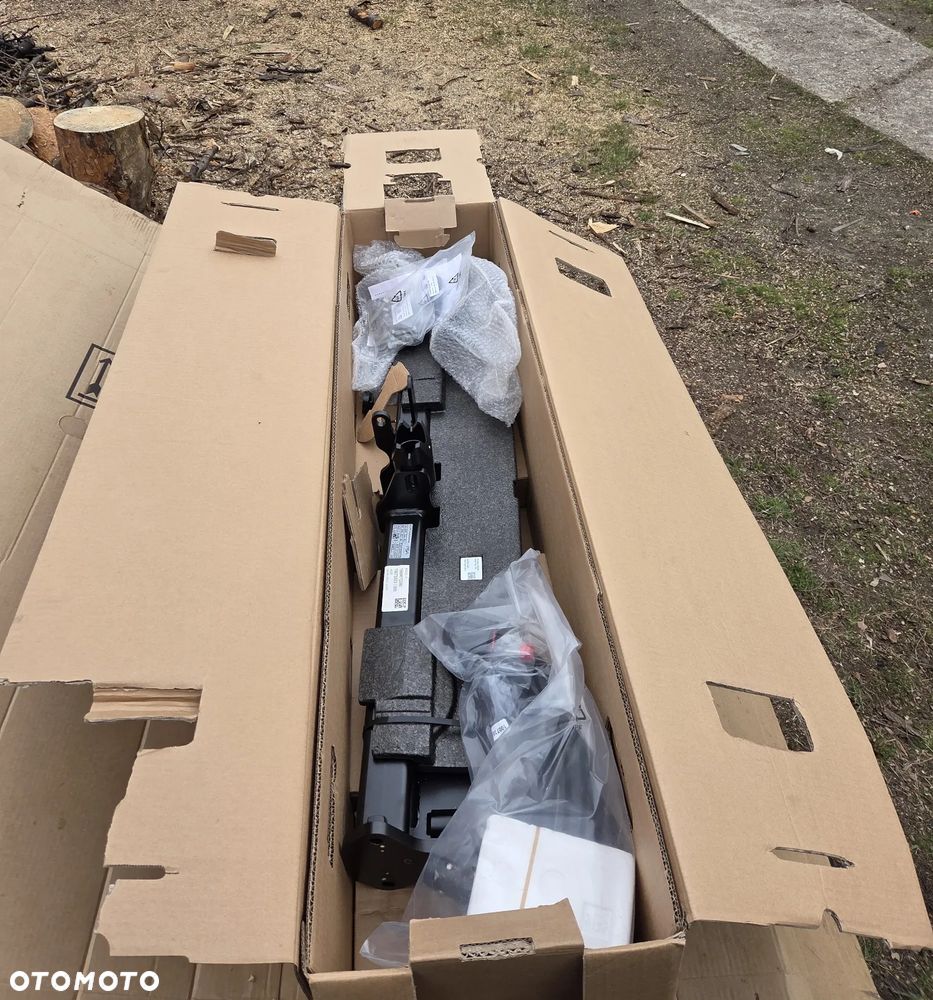 Hak holowniczy Opel Astra L OV51 Peugeot 308 III P51 1669672280 9834882780 - 2