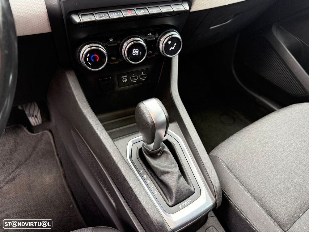 Renault Clio 1.6 E-Tech Intens - 17