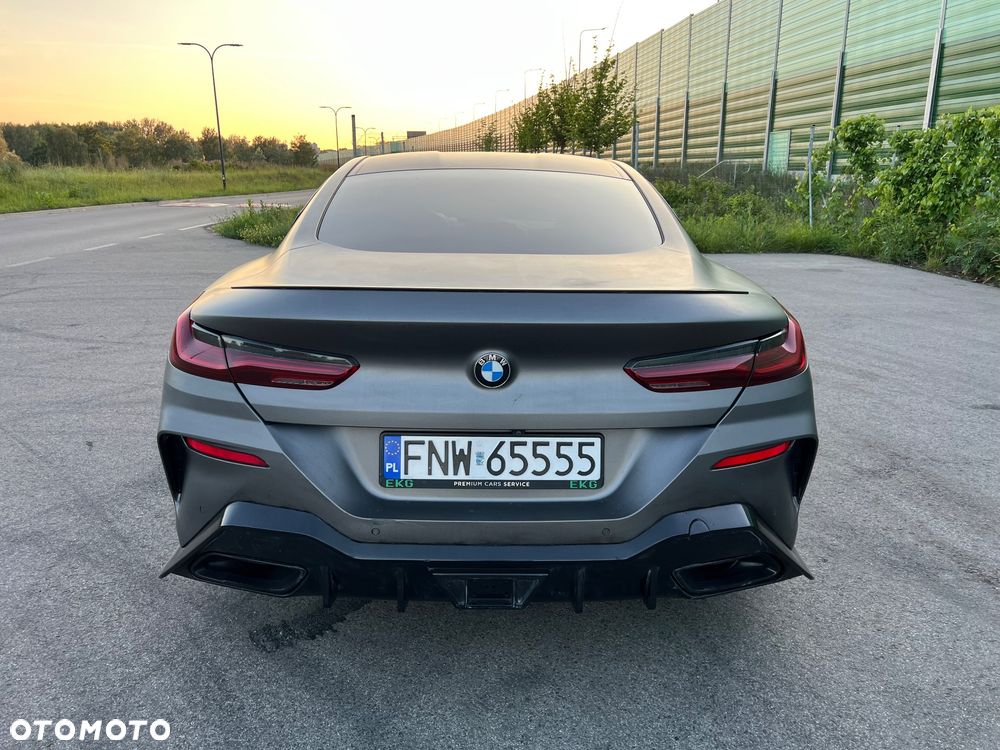 BMW Seria 8 - 9
