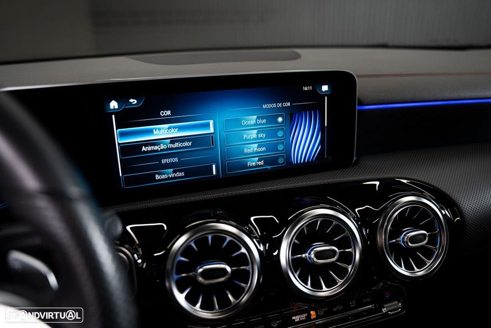 Mercedes-Benz CLA 220 d Shooting Brake 8G-DCT AMG Line - 28