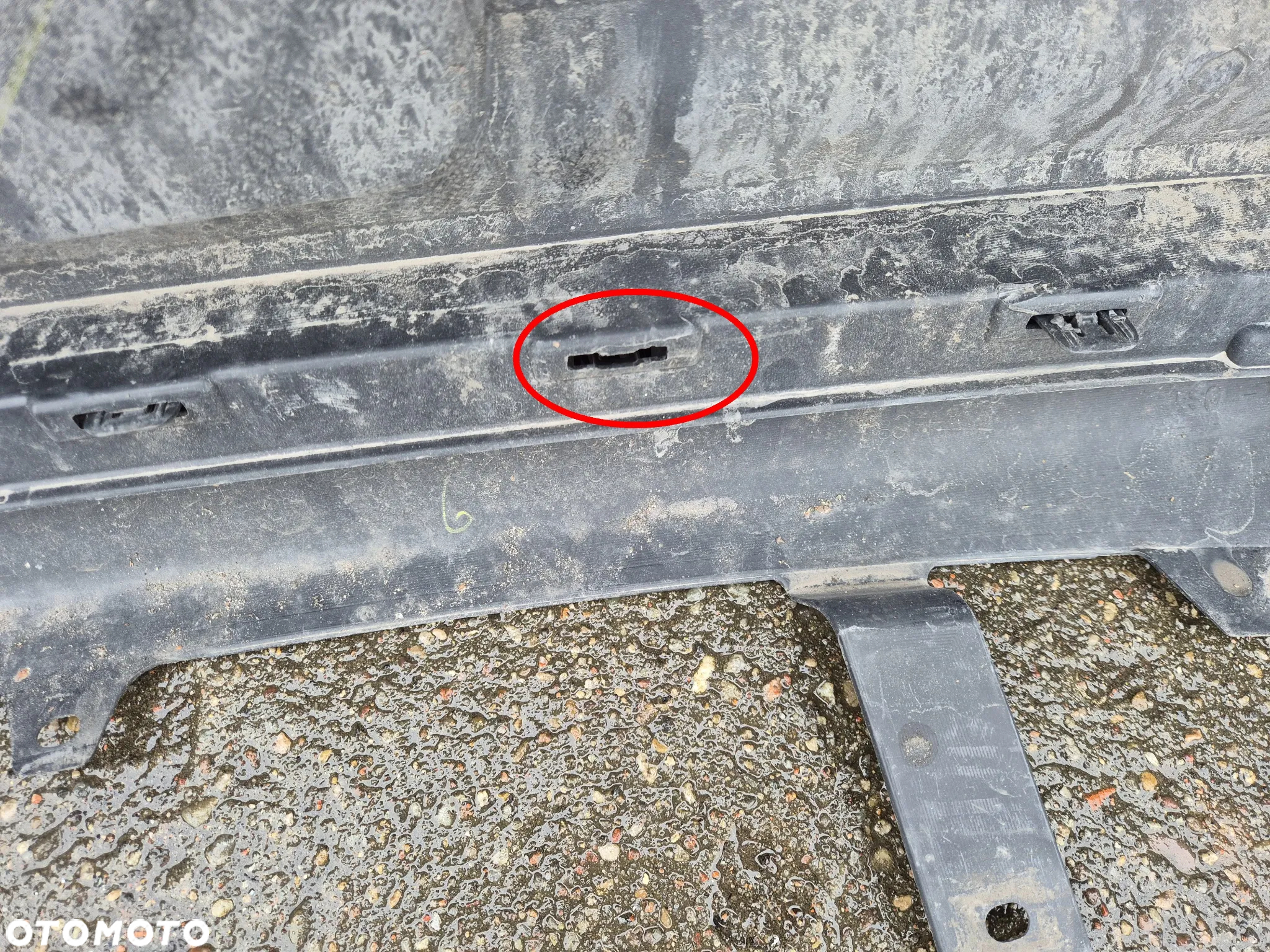 Toyota Auris II lifting 15- zderzak tylny chrom HB - 6