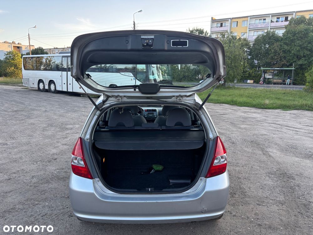 Honda Jazz 1.4 CVT LS - 16