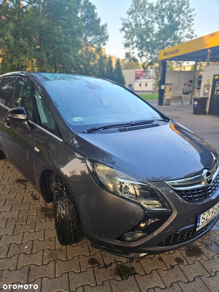 Opel Zafira 2012 photo 3