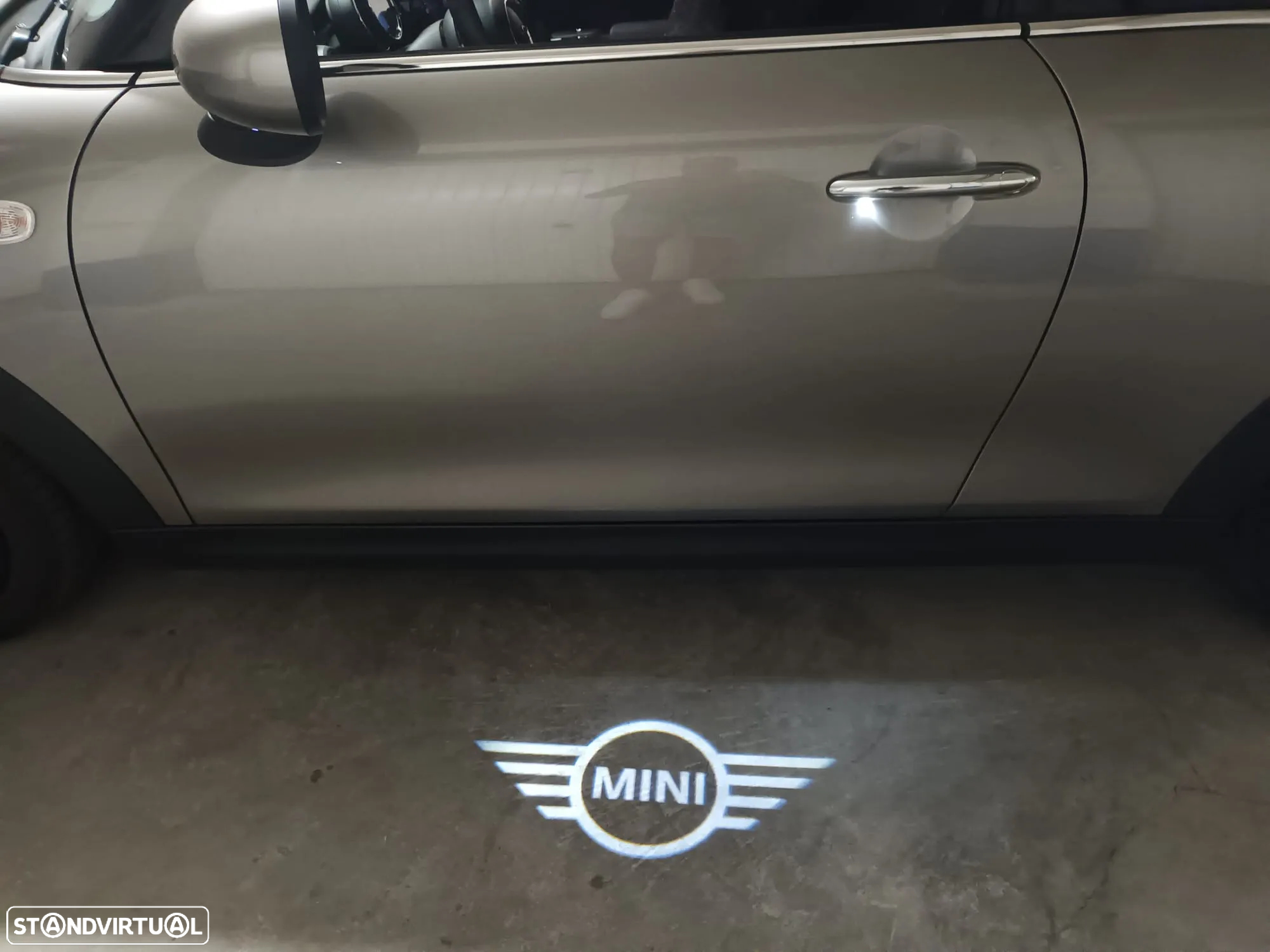 MINI 3 Portas One Aut. - 6