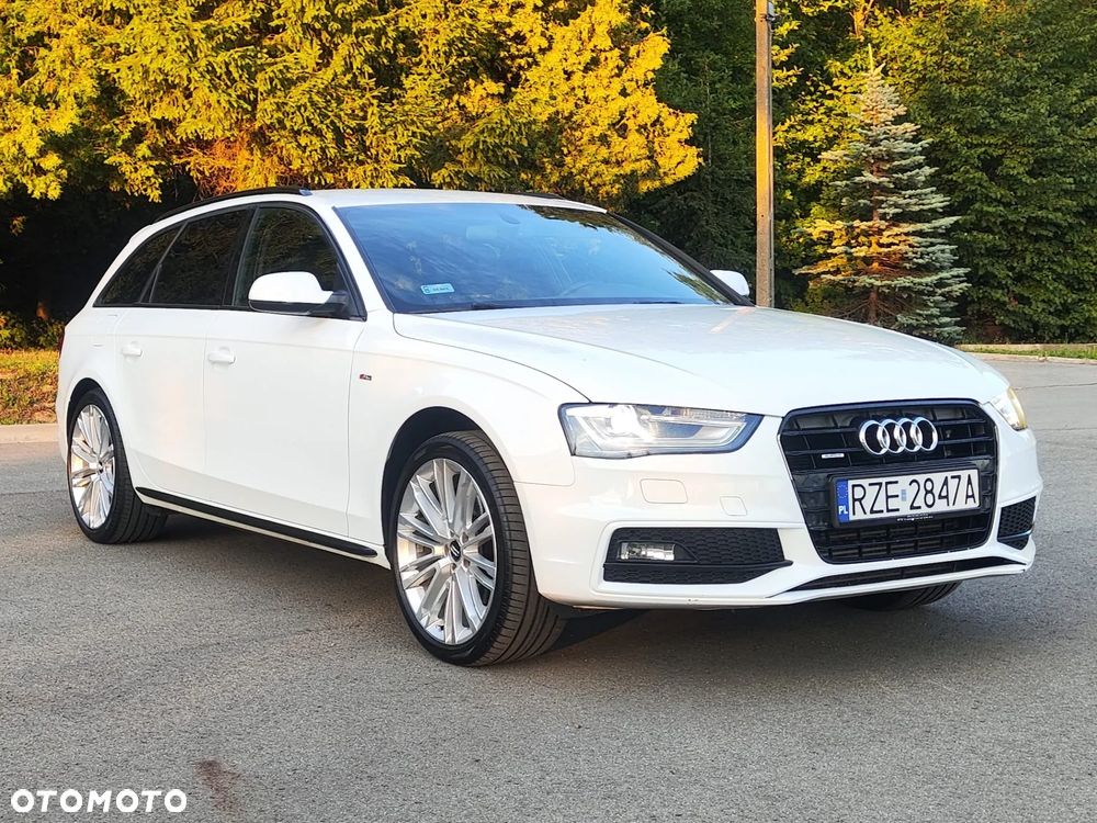 Audi A4 Avant 2.0 TDI DPF quattro S tronic S line Sportpaket - 4