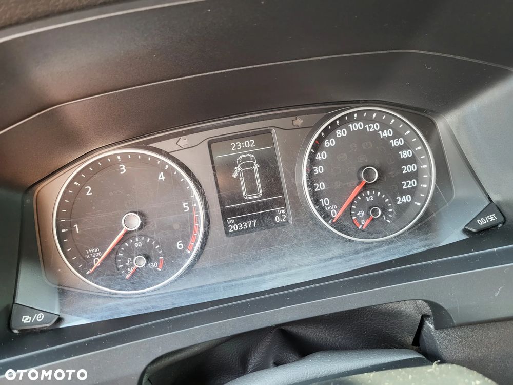 Volkswagen T6-2.0 TDI-DŁUGI-150 KM-SERWIS MOBILNY-KLIMA-ŁADNY - 17