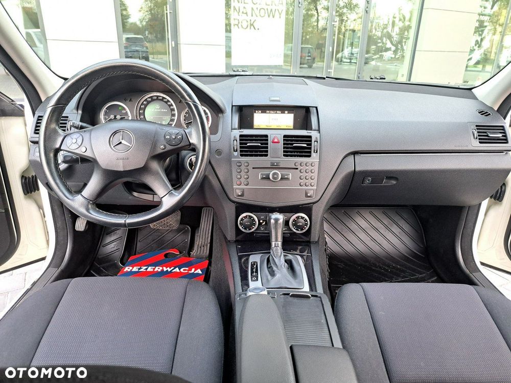 Mercedes-Benz Klasa C 180 BlueEFFICIENCY 7G-TRONIC - 20