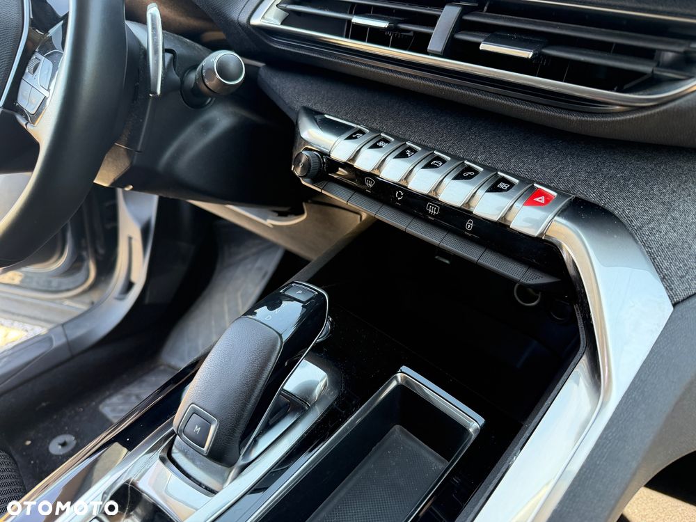 Peugeot 3008 PureTech 130 Stop & Start EAT6 Allure - 20