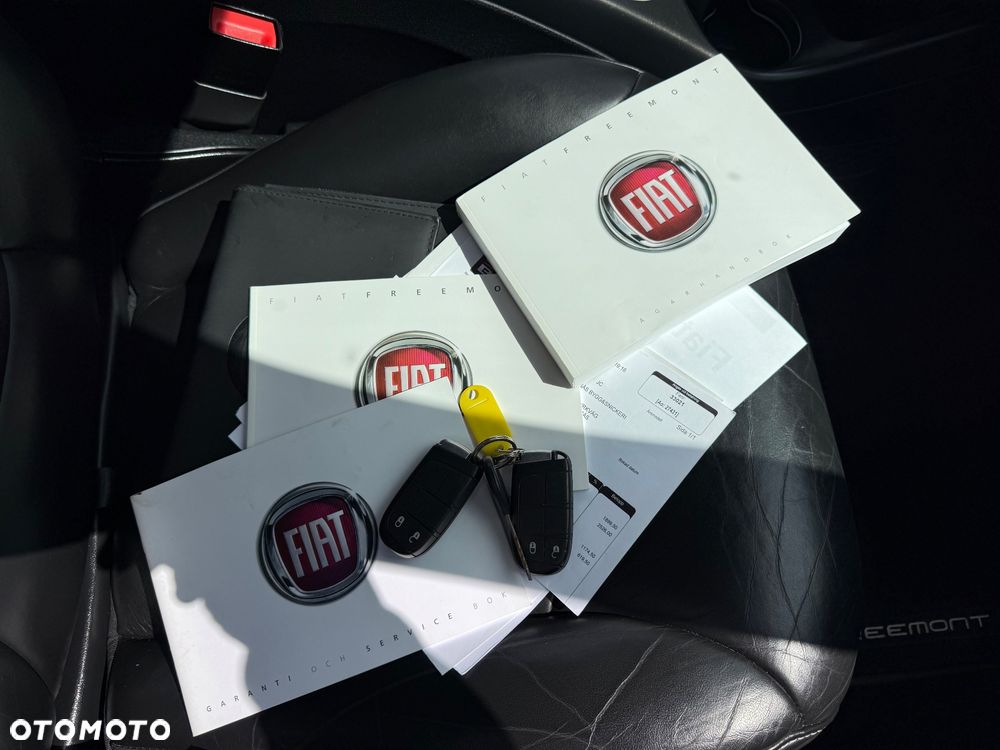 Fiat Freemont 2.0 Multijet 16V DPF Automatik Allrad Black Code - 37