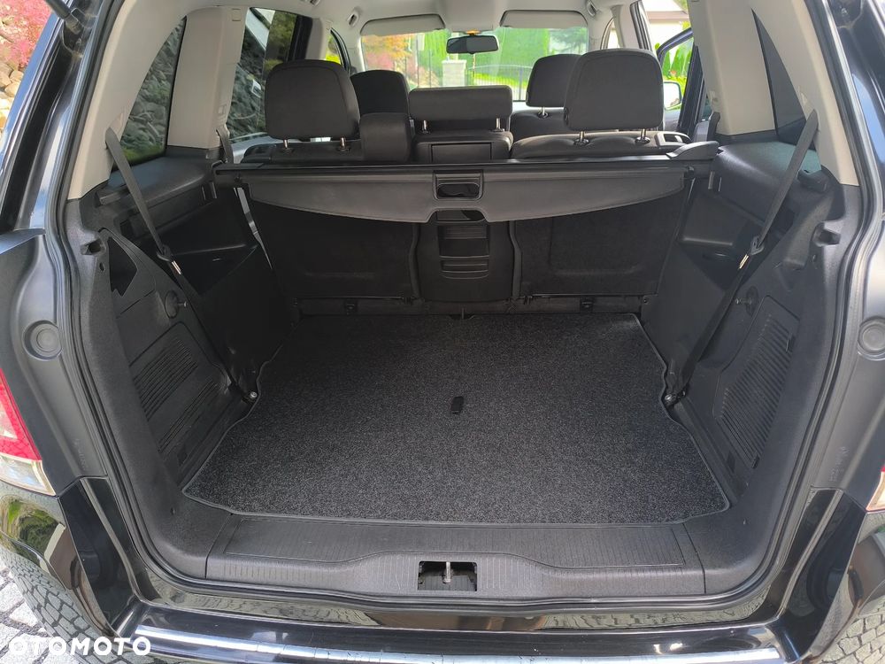 Opel Zafira 1.8 Family - 21