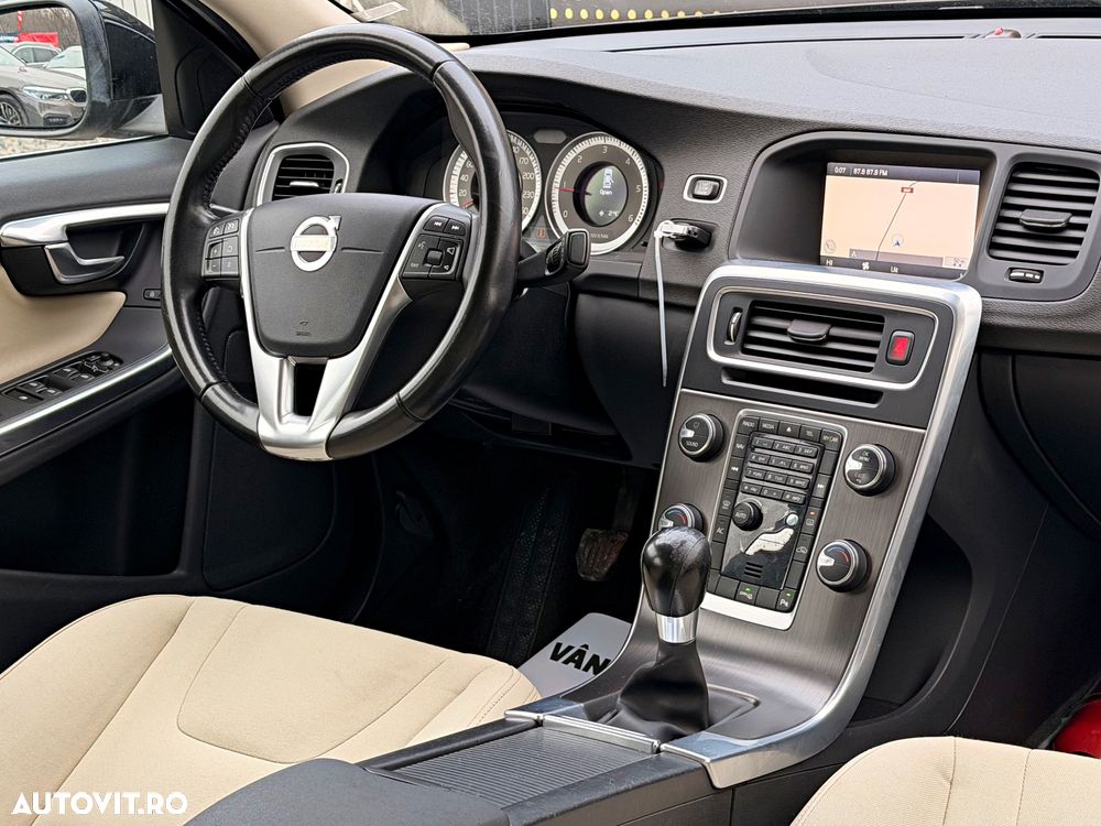 Volvo S60 DRIVe Momentum - 18