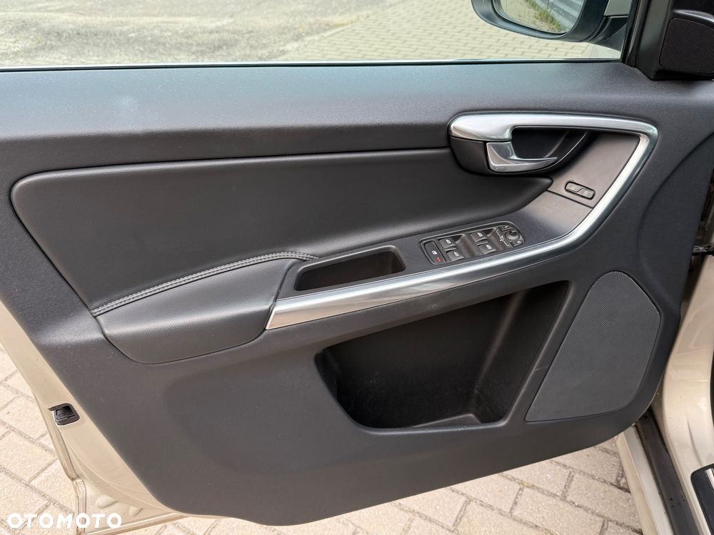 Volvo XC 60 - 20