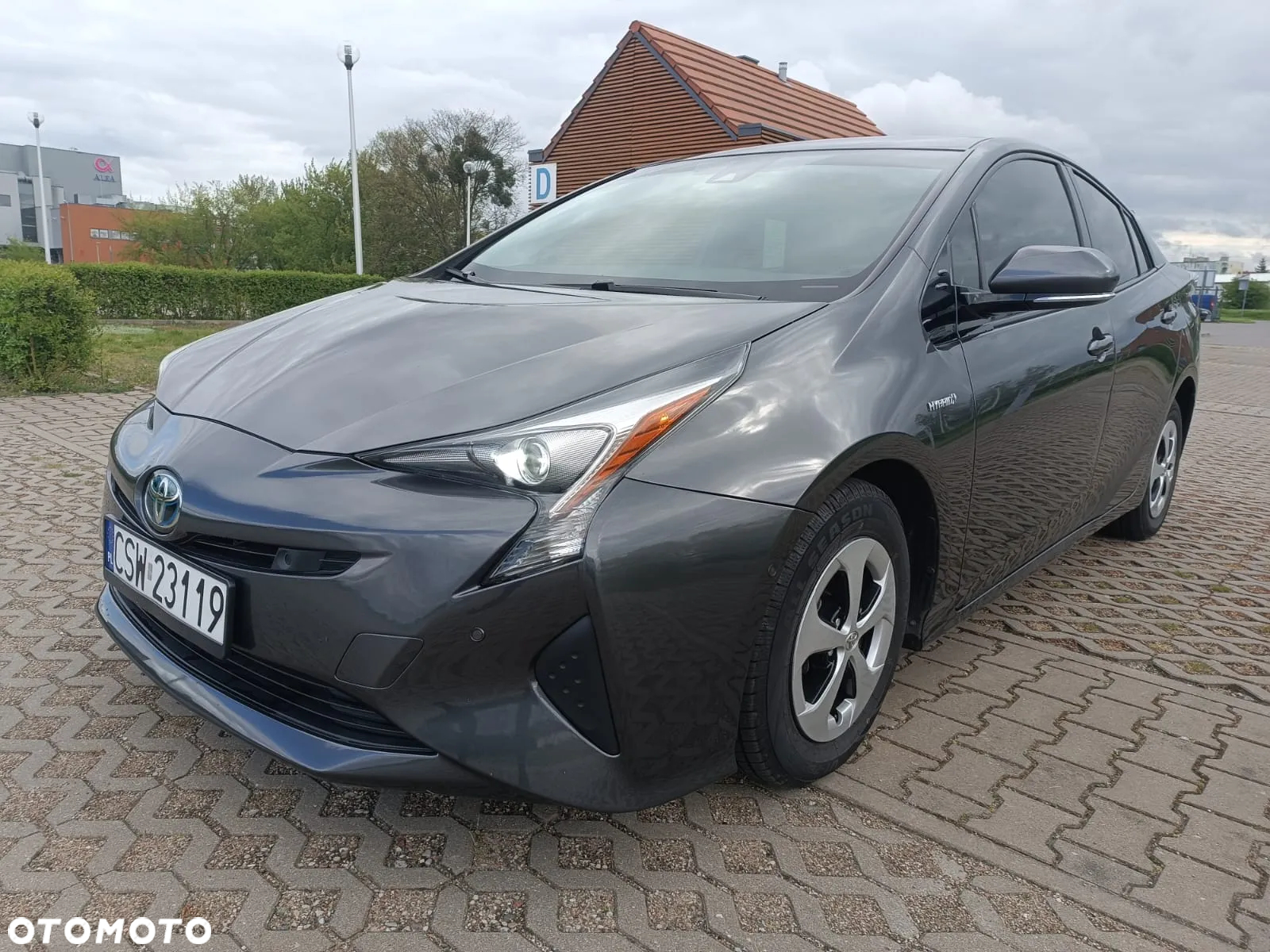Toyota Prius - 2