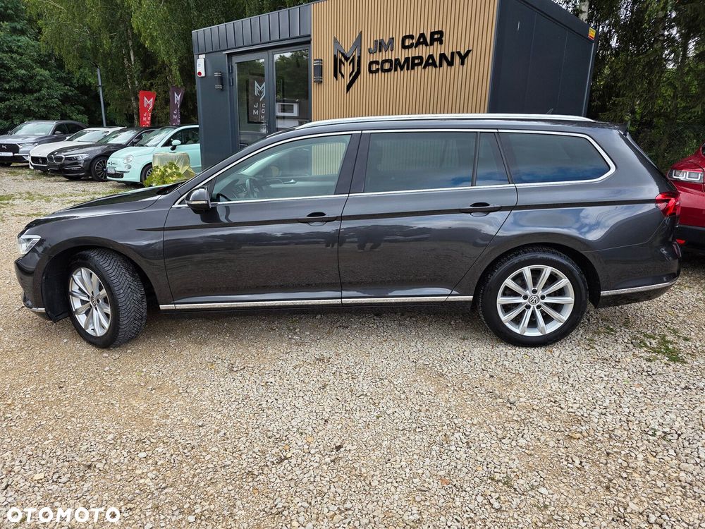 Volkswagen Passat Variant - 22