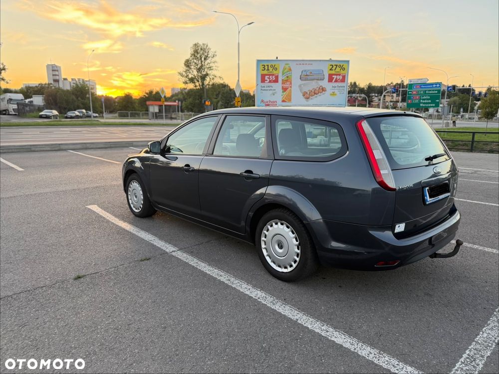 Ford Focus - 10